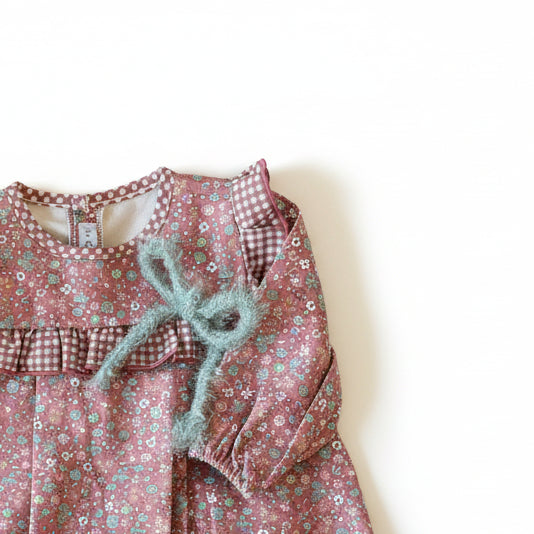 JESUSITO FLORAL CON LAZO EN CUERDA