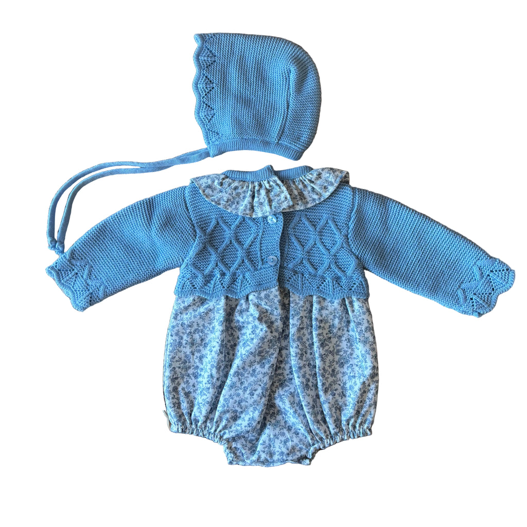 PELELE FLORAL AZUL CON CAPOTA