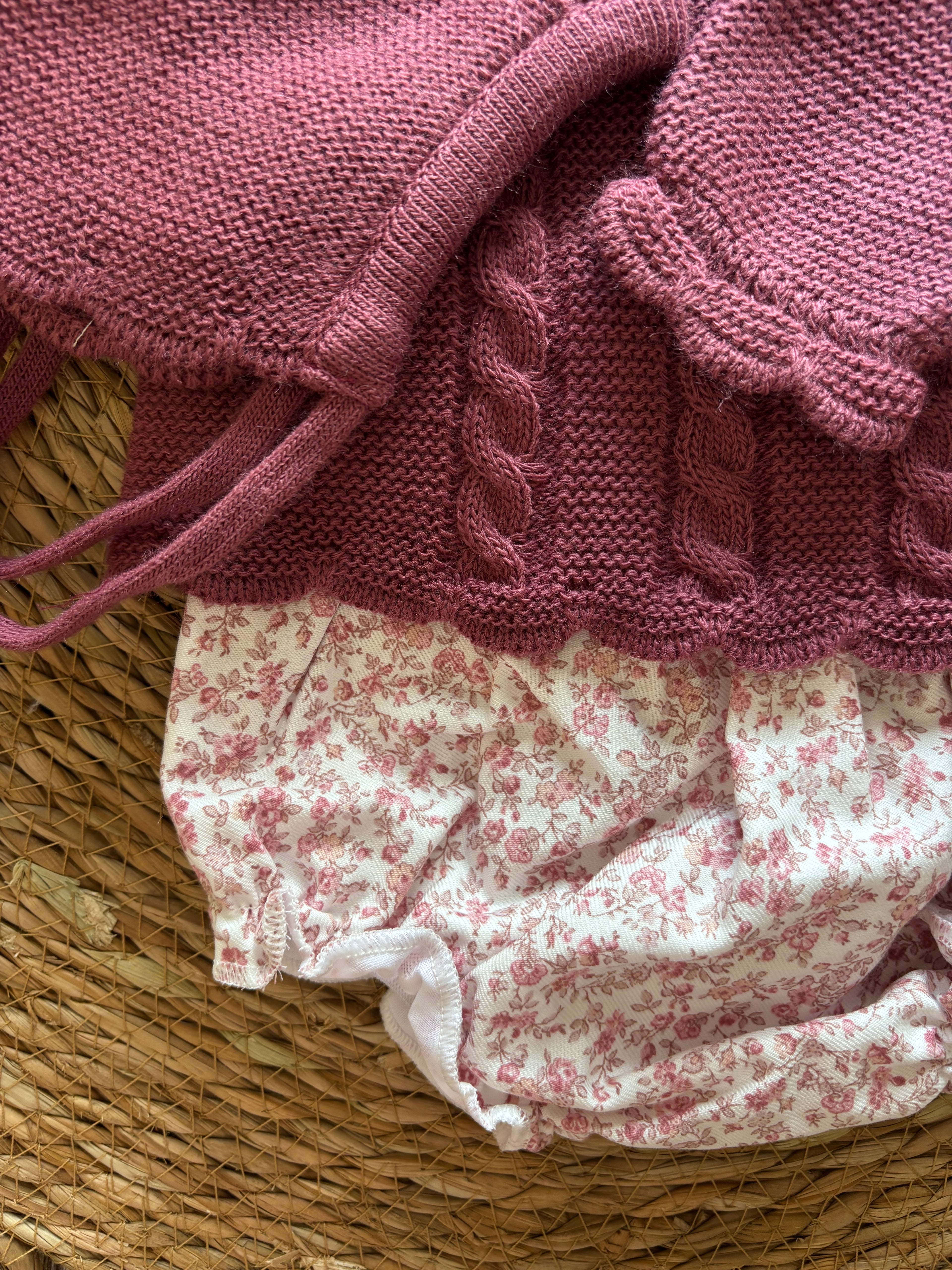 CONJUNTO JERSEY, CUBRE PAÑAL Y CAPOTA BUDEOS