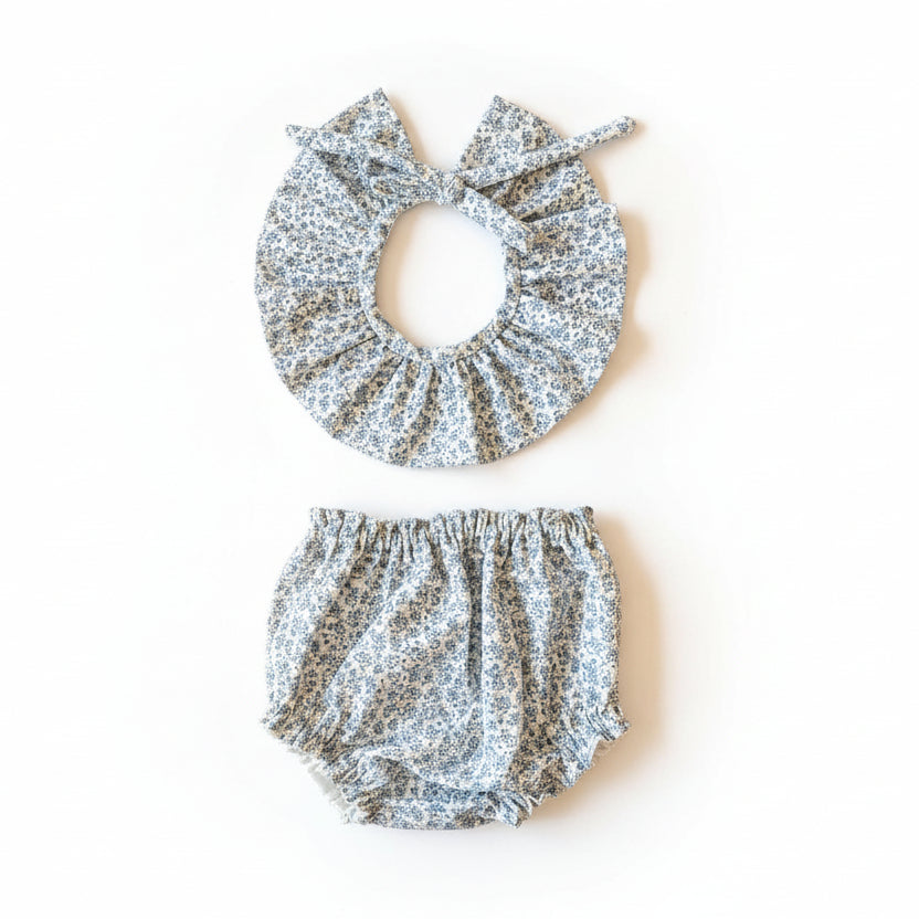 CUELLO Y CUBRE PAÑAL FLORAL AZUL