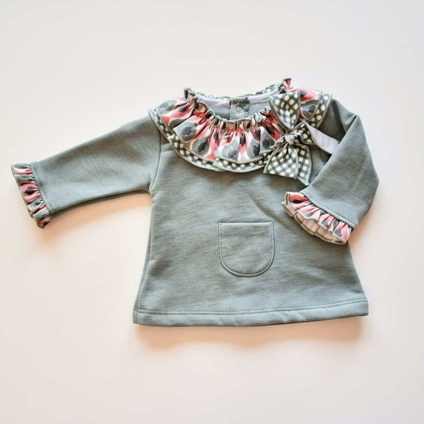 CONJUNTO POLOLO Y SUDADERA ABSTRACTO