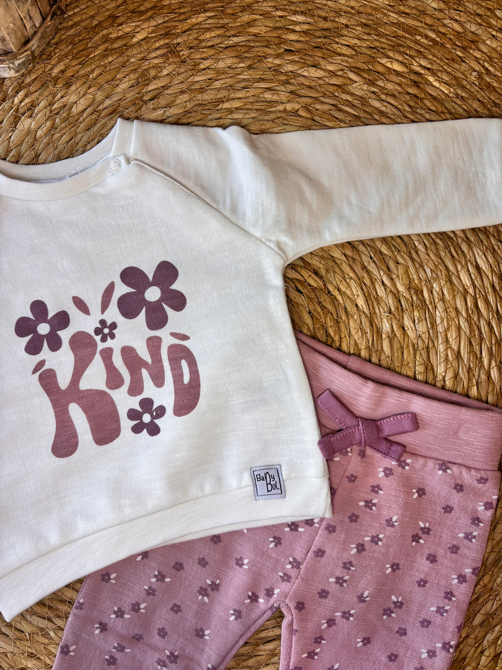 SUDADERA Y PANTALON LILA