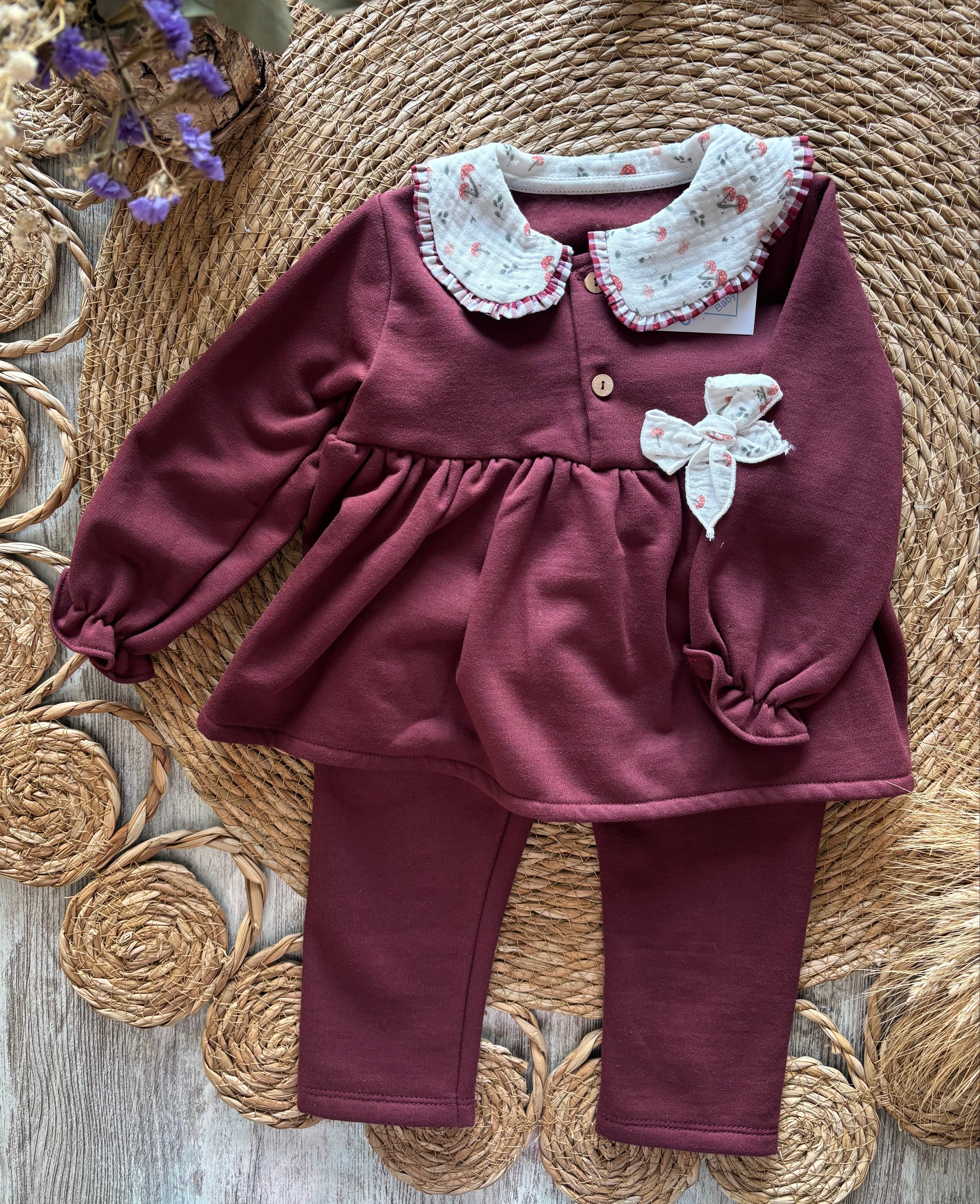 CHANDAL CON FORRO POLAR VERDE BOTELLA