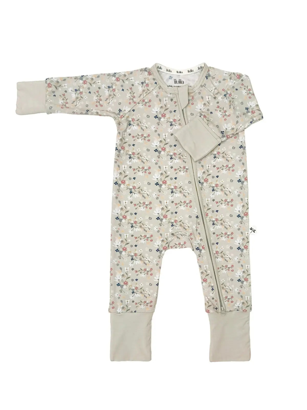 PIJAMA DE BAMBÚ EN PELELE FLORAL