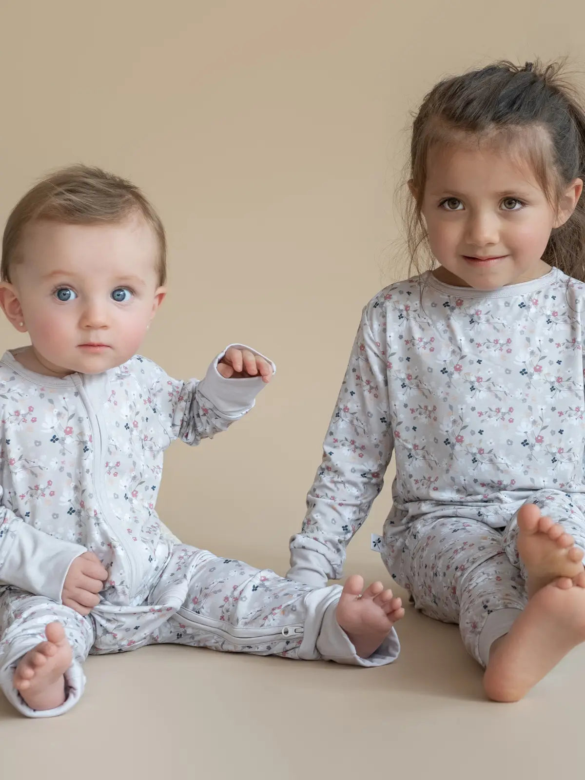 PIJAMA DE BAMBÚ EN PELELE FLORAL